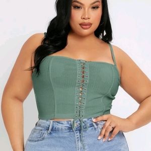 💜5 for 20$💜 SHEIN Lace Up Crop Top